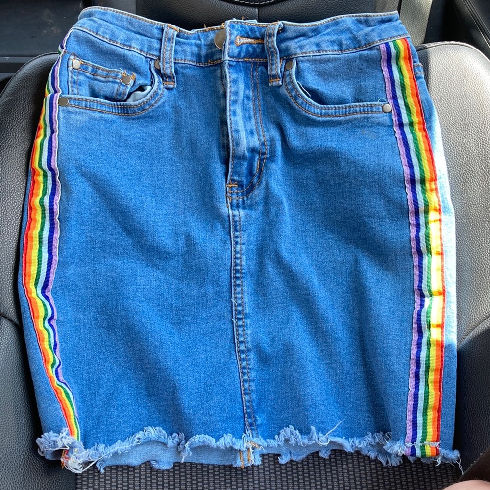 Jean pencil skirt with rainbow stripes on the sides - Picture 1 of 3